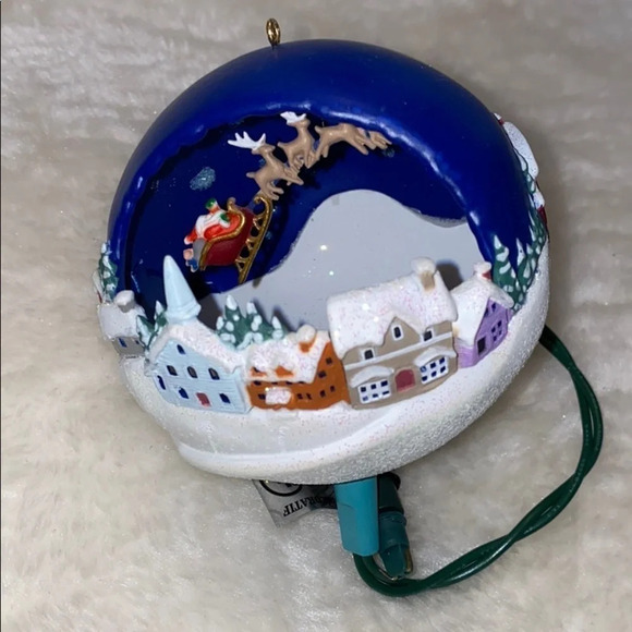 Hallmark Keepsake holiday Ornament - Picture 2 of 10